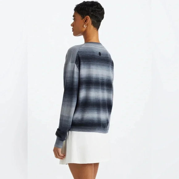 G/FORE
Womens Ombre Merino Wool Cardigan Ink - Picture 4 of 9